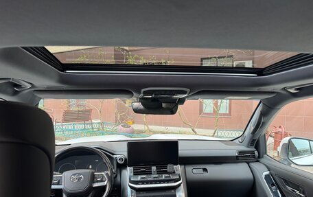 Toyota Land Cruiser, 2021 год, 8 400 000 рублей, 4 фотография
