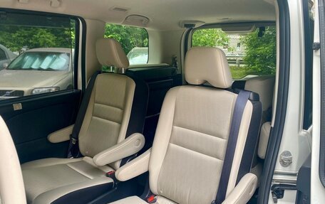 Nissan Serena IV, 2019 год, 2 390 000 рублей, 11 фотография
