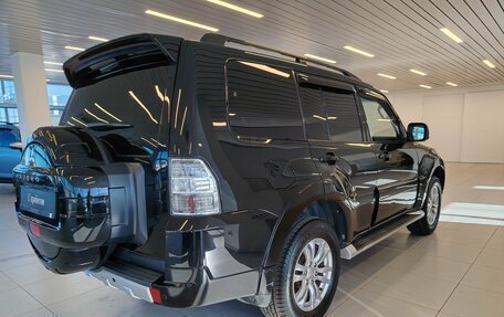 Mitsubishi Pajero IV, 2013 год, 2 222 000 рублей, 2 фотография