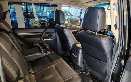 Mitsubishi Pajero IV, 2013 год, 2 222 000 рублей, 9 фотография