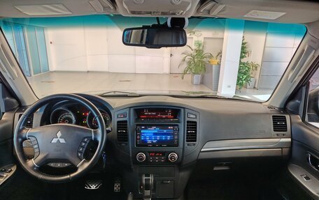 Mitsubishi Pajero IV, 2013 год, 2 222 000 рублей, 11 фотография