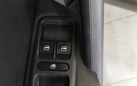 Skoda Yeti I рестайлинг, 2017 год, 1 860 000 рублей, 17 фотография