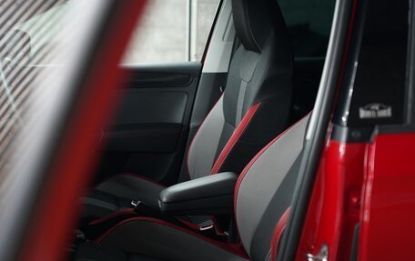 Skoda Rapid I, 2018 год, 1 400 000 рублей, 4 фотография