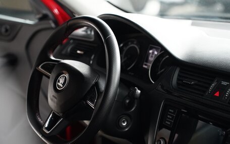 Skoda Rapid I, 2018 год, 1 400 000 рублей, 14 фотография