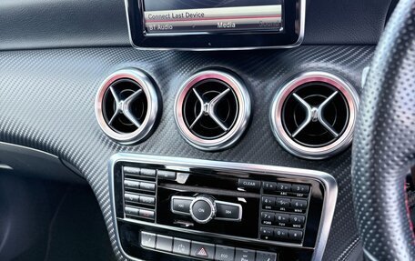 Mercedes-Benz A-Класс, 2013 год, 1 200 000 рублей, 32 фотография