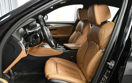 BMW 5 серия, 2019 год, 4 090 000 рублей, 10 фотография