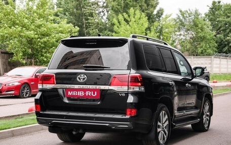 Toyota Land Cruiser 200, 2016 год, 6 125 000 рублей, 7 фотография