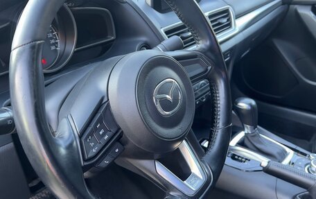 Mazda 3, 2018 год, 1 645 000 рублей, 11 фотография