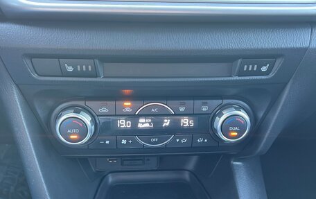 Mazda 3, 2018 год, 1 645 000 рублей, 14 фотография