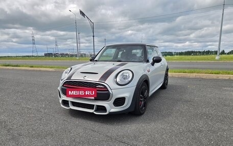 MINI Hatch, 2018 год, 2 500 000 рублей, 2 фотография