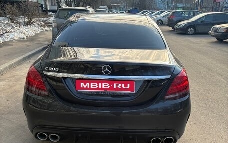 Mercedes-Benz C-Класс, 2018 год, 2 950 000 рублей, 13 фотография