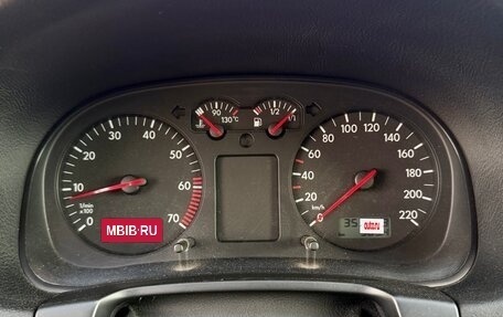 Volkswagen Golf IV, 2002 год, 400 000 рублей, 23 фотография