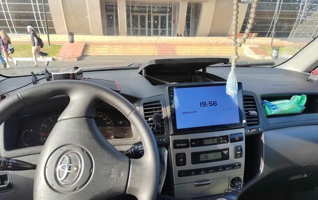 Toyota Corolla Verso I, 2002 год, 600 000 рублей, 17 фотография