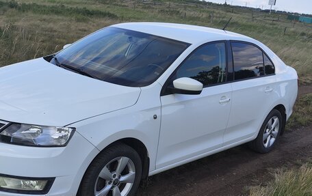Skoda Rapid I, 2014 год, 800 000 рублей, 4 фотография