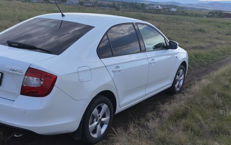 Skoda Rapid I, 2014 год, 800 000 рублей, 5 фотография