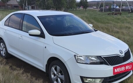 Skoda Rapid I, 2014 год, 800 000 рублей, 3 фотография