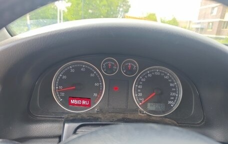 Volkswagen Passat B5+ рестайлинг, 2001 год, 400 000 рублей, 10 фотография