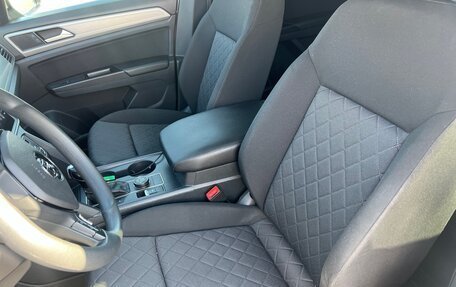Volkswagen Teramont I, 2019 год, 2 700 000 рублей, 5 фотография