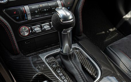 Ford Mustang VI рестайлинг, 2020 год, 5 800 000 рублей, 13 фотография
