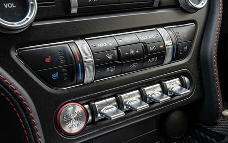 Ford Mustang VI рестайлинг, 2020 год, 5 800 000 рублей, 14 фотография