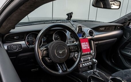 Ford Mustang VI рестайлинг, 2020 год, 5 800 000 рублей, 8 фотография