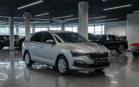 Skoda Rapid II, 2022 год, 1 980 000 рублей, 2 фотография