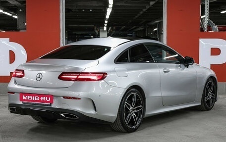 Mercedes-Benz E-Класс, 2017 год, 3 399 000 рублей, 6 фотография