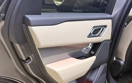 Land Rover Range Rover Velar I, 2018 год, 4 100 000 рублей, 7 фотография