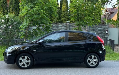 Hyundai Solaris II рестайлинг, 2012 год, 560 000 рублей, 4 фотография