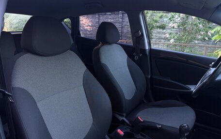 Hyundai Solaris II рестайлинг, 2012 год, 560 000 рублей, 13 фотография