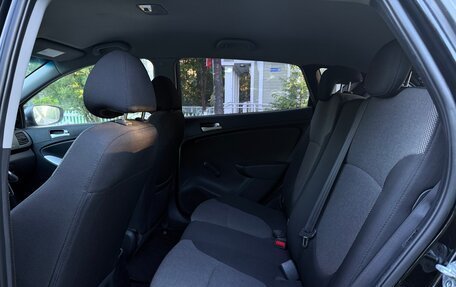 Hyundai Solaris II рестайлинг, 2012 год, 560 000 рублей, 18 фотография
