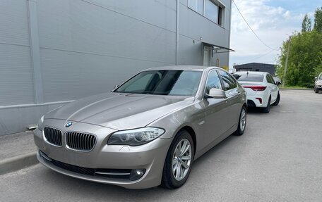 BMW 5 серия, 2013 год, 2 000 000 рублей, 2 фотография