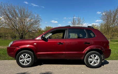 Hyundai Tucson III, 2008 год, 650 000 рублей, 4 фотография