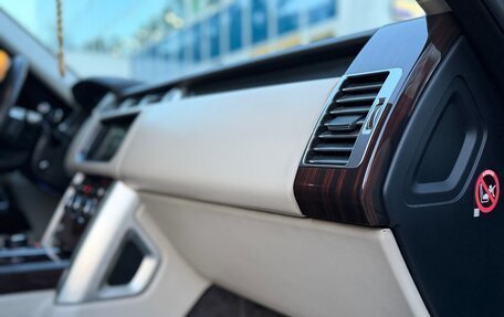 Land Rover Range Rover IV рестайлинг, 2015 год, 4 295 000 рублей, 15 фотография