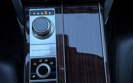 Land Rover Range Rover IV рестайлинг, 2015 год, 4 295 000 рублей, 23 фотография