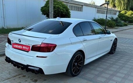 BMW 5 серия, 2015 год, 1 600 000 рублей, 15 фотография