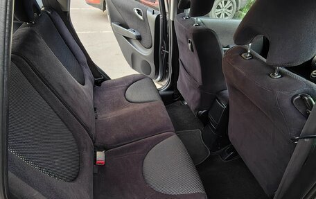 Honda Fit III, 2002 год, 330 000 рублей, 14 фотография