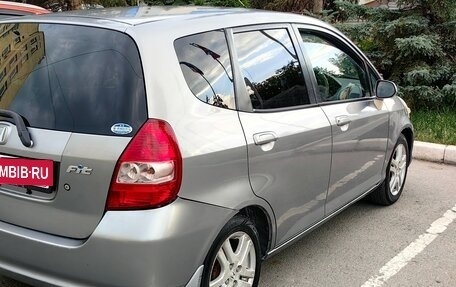 Honda Fit III, 2002 год, 330 000 рублей, 10 фотография