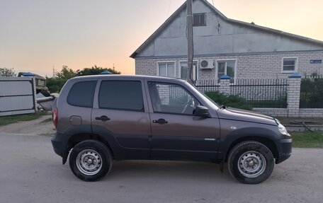 Chevrolet Niva I рестайлинг, 2013 год, 460 000 рублей, 13 фотография