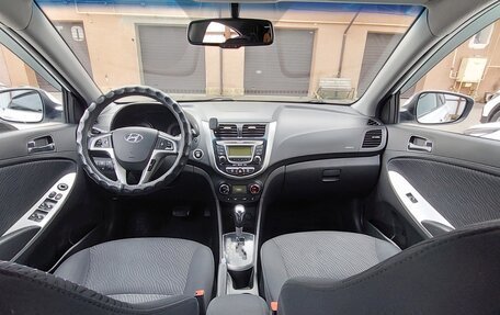 Hyundai Solaris II рестайлинг, 2013 год, 1 350 000 рублей, 12 фотография