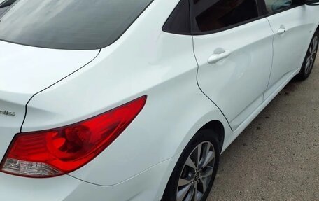 Hyundai Solaris II рестайлинг, 2013 год, 1 350 000 рублей, 5 фотография