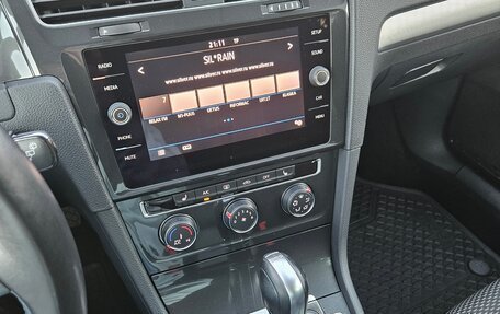 Volkswagen Golf VII, 2018 год, 1 470 000 рублей, 13 фотография