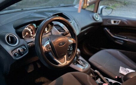 Ford Fiesta, 2015 год, 850 000 рублей, 5 фотография