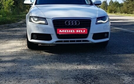 Audi A4, 2011 год, 1 400 000 рублей, 2 фотография