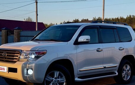 Toyota Land Cruiser 200, 2014 год, 3 990 000 рублей, 5 фотография