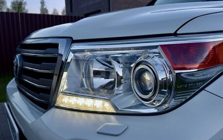 Toyota Land Cruiser 200, 2014 год, 3 990 000 рублей, 19 фотография