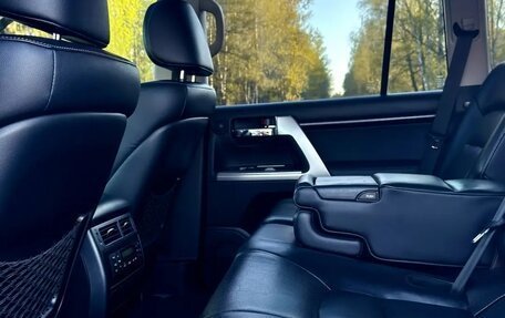 Toyota Land Cruiser 200, 2014 год, 3 990 000 рублей, 38 фотография