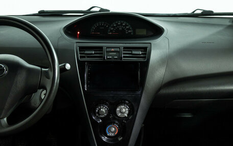 Toyota Yaris III рестайлинг, 2008 год, 489 585 рублей, 14 фотография