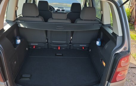 Volkswagen Touran III, 2008 год, 800 000 рублей, 19 фотография