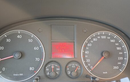 Volkswagen Touran III, 2008 год, 800 000 рублей, 9 фотография